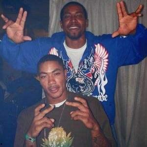 黑帮背景的描写