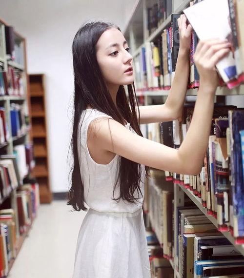 图片迪丽热巴,美丽与才华并存的璀璨星辉