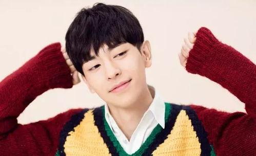 石茗予家庭背景,出身名门，传承家族荣耀的翩翩公子